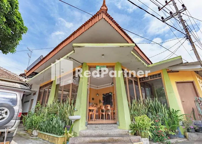 Nafisa Homestay Syariah Near Jatim Park 3 Batu Malang