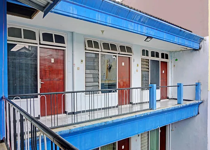 OYO Life 1711 Serayu Sumbersari Residence Malang